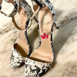 Aldo woman shoes
